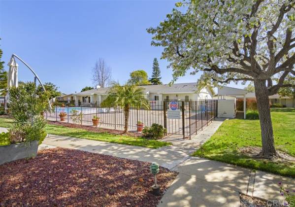 3619 Dearborn St, Oceanside, California, United States 92057, 2 Bedrooms Bedrooms, ,For sale,Dearborn St,200007982