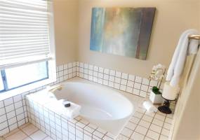 3067 S. Centre City Parkway, Escondido, California, United States 92029, 3 Bedrooms Bedrooms, ,1 BathroomBathrooms,For sale,S. Centre City Parkway,200008048