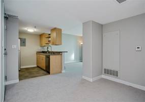 425 W Beech St, San Diego, California, United States 92101, 2 Bedrooms Bedrooms, ,For sale,W Beech St,200008069