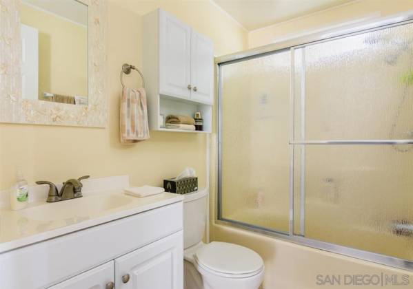 276 N. El Camino Real, Oceanside, California, United States 92058, 2 Bedrooms Bedrooms, ,For sale,N. El Camino Real,200008193