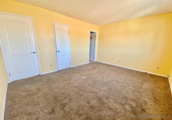 455 Ballantyne St, El Cajon, California, United States 92020, 2 Bedrooms Bedrooms, ,1 BathroomBathrooms,For sale,Ballantyne St,200008497