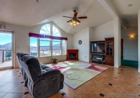 34759 Pueblo Dr, Julian, California, United States 92036, 3 Bedrooms Bedrooms, ,For sale,Pueblo Dr,200008650