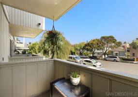 864 E Ave, Coronado, California, United States 92118, 2 Bedrooms Bedrooms, ,1 BathroomBathrooms,For sale,E Ave,200008746