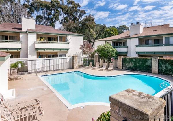 8811 Gilman Dr, La Jolla, California, United States 92037, 2 Bedrooms Bedrooms, ,For sale,Gilman Dr,200008751