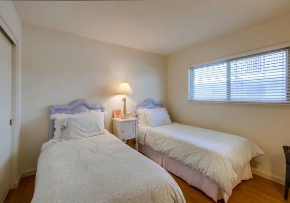 1202 Pacific St., Oceanside, California, United States 92054, 2 Bedrooms Bedrooms, ,1 BathroomBathrooms,For sale,Pacific St.,200008920