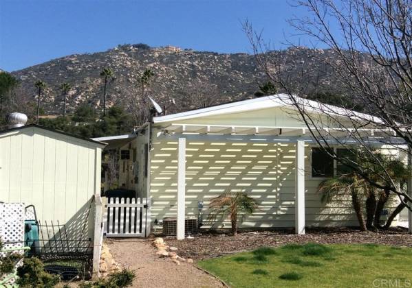 8975 Lawrence Welk Drive, Escondido, California, United States 92026, 2 Bedrooms Bedrooms, ,For sale,8975 Lawrence Welk Drive,200008922