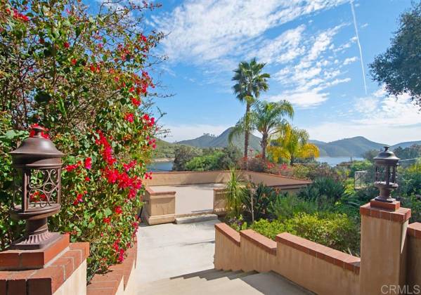 19647 4th Place, Escondido, California, United States 92029, 3 Bedrooms Bedrooms, ,For sale,4th Place,200009055