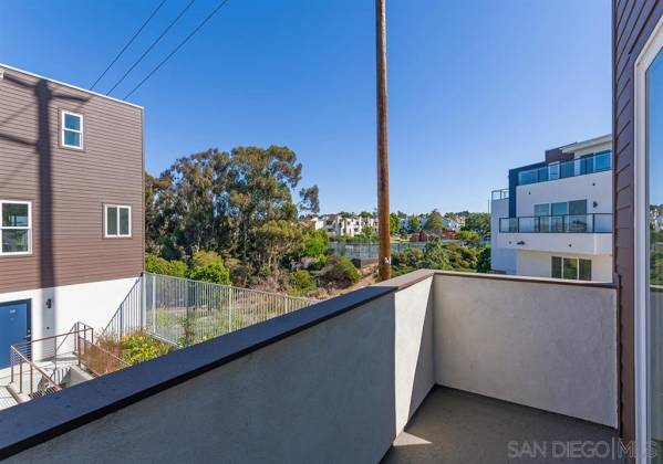 4100 Voltaire St, San Diego, California, United States 92107, 2 Bedrooms Bedrooms, ,1 BathroomBathrooms,For sale,Voltaire St,200009188