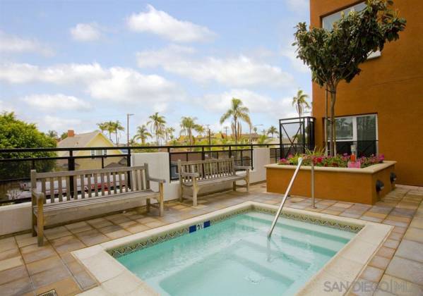 3650 5Th Ave, San Diego, California, United States 92103, 2 Bedrooms Bedrooms, ,For sale,5Th Ave,200009198