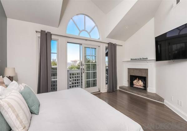 2925 Sandy Pointe, Del Mar, California, United States 92014, 2 Bedrooms Bedrooms, ,For sale,Sandy Pointe,200009245