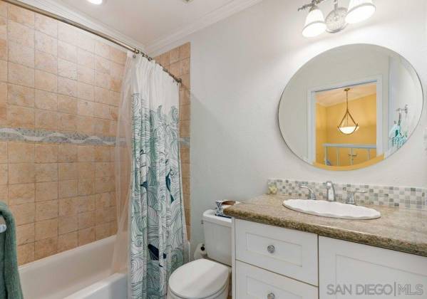 805 8th St, Coronado, California, United States 92118, 3 Bedrooms Bedrooms, ,1 BathroomBathrooms,For sale,8th St,200009303