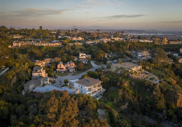 6106 Avenida Chamnez, La Jolla, California, United States 92037, 5 Bedrooms Bedrooms, ,1 BathroomBathrooms,For sale,Avenida Chamnez,200009319