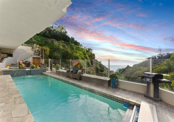 6106 Avenida Chamnez, La Jolla, California, United States 92037, 5 Bedrooms Bedrooms, ,1 BathroomBathrooms,For sale,Avenida Chamnez,200009319