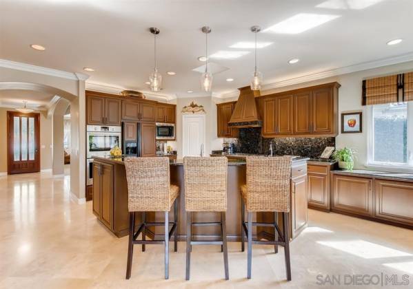 12990 Meadow Creek Lane, Poway, California, United States 92064, 4 Bedrooms Bedrooms, ,For sale,Meadow Creek Lane,200009351