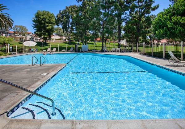 817 Caminito Verde, Carlsbad, California, United States 92011, 2 Bedrooms Bedrooms, ,For sale,Caminito Verde,200009389