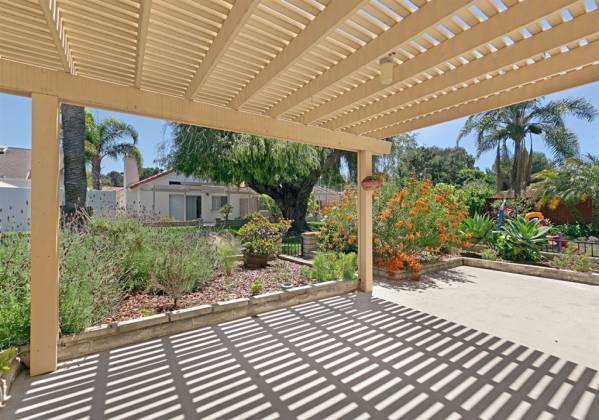 817 Caminito Verde, Carlsbad, California, United States 92011, 2 Bedrooms Bedrooms, ,For sale,Caminito Verde,200009389