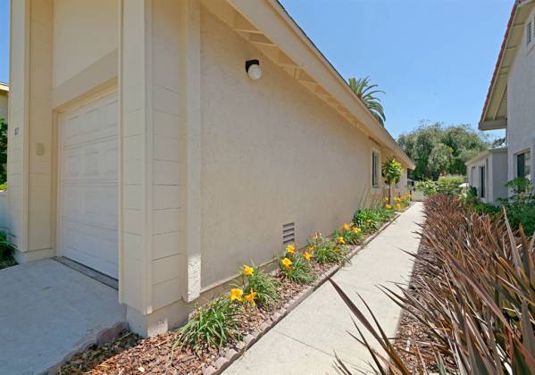 817 Caminito Verde, Carlsbad, California, United States 92011, 2 Bedrooms Bedrooms, ,For sale,Caminito Verde,200009389