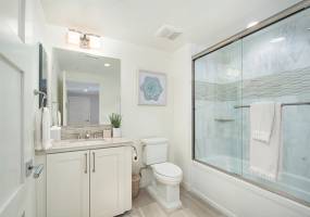 6767 Neptune Place, La Jolla, California, United States 92037, 3 Bedrooms Bedrooms, ,For sale,Neptune Place,200009489