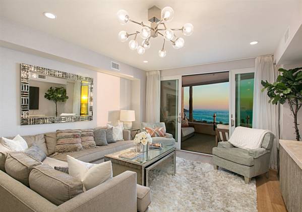 6767 Neptune Place, La Jolla, California, United States 92037, 3 Bedrooms Bedrooms, ,For sale,Neptune Place,200009489