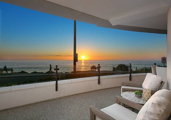 6767 Neptune Place, La Jolla, California, United States 92037, 3 Bedrooms Bedrooms, ,For sale,Neptune Place,200009489