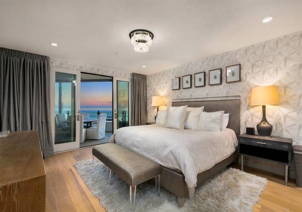 6767 Neptune Place, La Jolla, California, United States 92037, 3 Bedrooms Bedrooms, ,For sale,Neptune Place,200009489