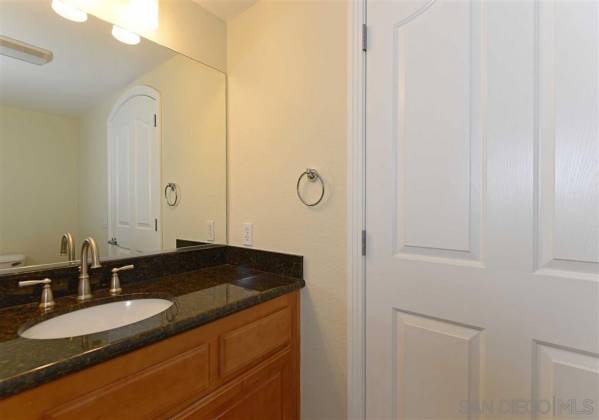 301 G Street, San Diego, California, United States 92101, 2 Bedrooms Bedrooms, ,1 BathroomBathrooms,For sale,G Street,200009550