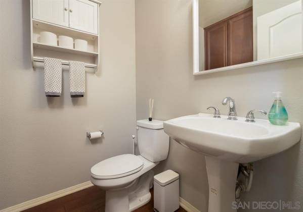 10416 Whitcomb Way, San Diego, California, United States 92127, 2 Bedrooms Bedrooms, ,1 BathroomBathrooms,For sale,Whitcomb Way,200009707