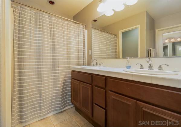 10416 Whitcomb Way, San Diego, California, United States 92127, 2 Bedrooms Bedrooms, ,1 BathroomBathrooms,For sale,Whitcomb Way,200009707