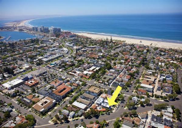 845 F Avenue, Coronado, California, United States 92118, 4 Bedrooms Bedrooms, ,1 BathroomBathrooms,For sale,F Avenue,200009729