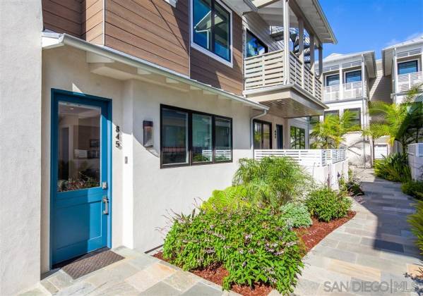 845 F Avenue, Coronado, California, United States 92118, 4 Bedrooms Bedrooms, ,1 BathroomBathrooms,For sale,F Avenue,200009729