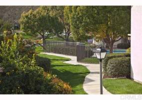 3032 Avenida Christina, Carlsbad, California, United States 92009, 2 Bedrooms Bedrooms, ,For sale,Avenida Christina,200009836