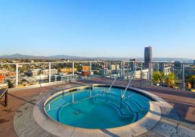 1080 Park Blvd, San Diego, California, United States 92101, 2 Bedrooms Bedrooms, ,For sale,Park Blvd,200009839