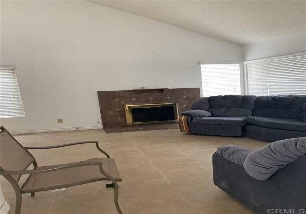 3448 MEADOW VIEW DRIVE, OCEANSIDE, California, United States 92058, 4 Bedrooms Bedrooms, ,For sale,MEADOW VIEW DRIVE,200009860