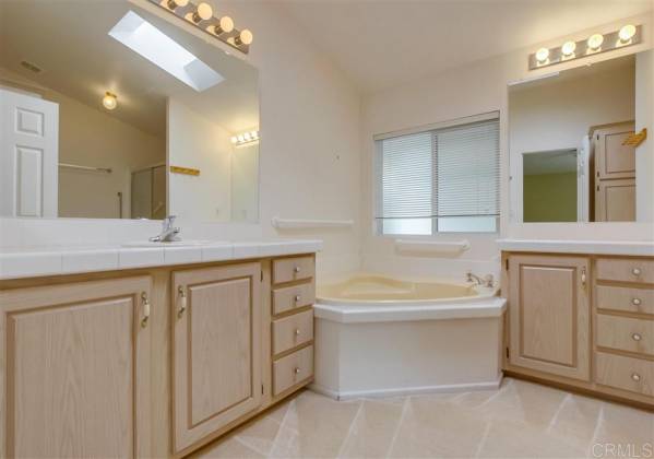 3432 Don Lorenzo Dr, Carlsbad, California, United States 92010, 4 Bedrooms Bedrooms, ,For sale,Don Lorenzo Dr,200010072