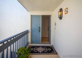 94 Antigua Court, Coronado, California, United States 92118, 3 Bedrooms Bedrooms, ,For sale,Antigua Court,200010128