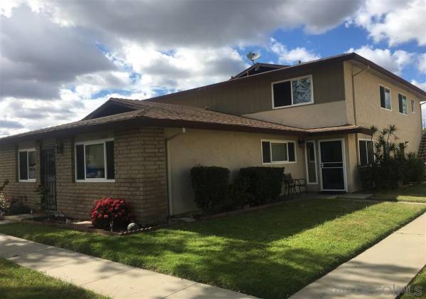 9848 Buena Vista Ave, Santee, California, United States 92071, 2 Bedrooms Bedrooms, ,For sale,Buena Vista Ave,200010150