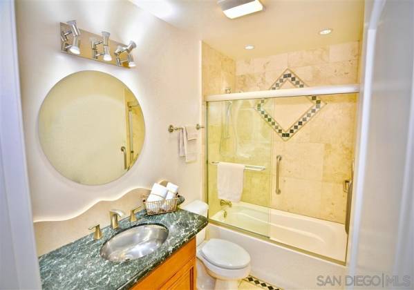 12767 Calma Ct, San Diego, California, United States 92128, 5 Bedrooms Bedrooms, ,For sale,Calma Ct,200010190