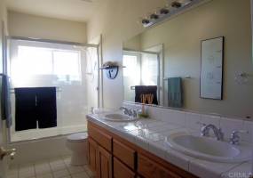 1010 Buena Suerte, Fallbrook, California, United States 92028, 5 Bedrooms Bedrooms, ,For sale,Buena Suerte,200010214