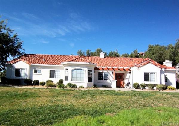 1010 Buena Suerte, Fallbrook, California, United States 92028, 5 Bedrooms Bedrooms, ,For sale,Buena Suerte,200010214