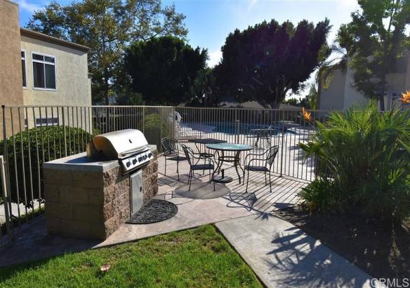 432 Edgehill Ln, Oceanside, California, United States 92054, 2 Bedrooms Bedrooms, ,For sale,Edgehill Ln,200010258