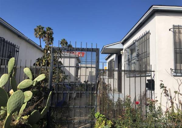 117 Roosevelt Ave, National City, California, United States 91950, 2 Bedrooms Bedrooms, ,For sale,Roosevelt Ave,200010280