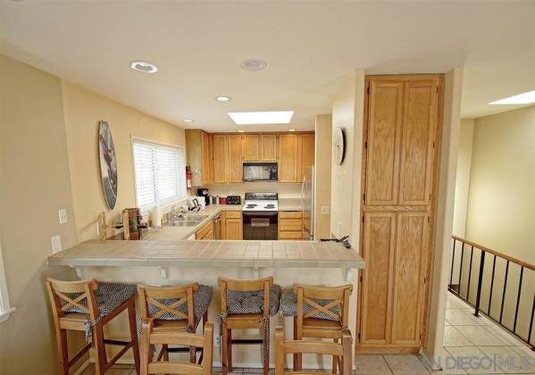 812 San Luis Obispo, San Diego, California, United States 92109, 3 Bedrooms Bedrooms, ,For sale,San Luis Obispo,200010284