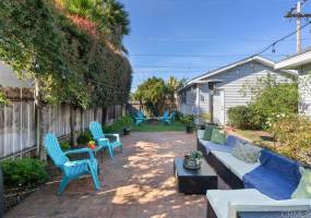 1474 Chalcedony, San Diego, California, United States 92109, 3 Bedrooms Bedrooms, ,For sale,Chalcedony,200010390