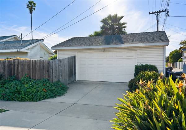 1474 Chalcedony, San Diego, California, United States 92109, 3 Bedrooms Bedrooms, ,For sale,Chalcedony,200010390