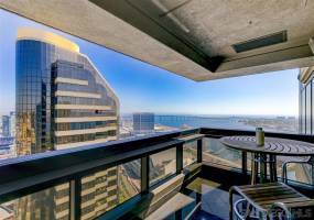 100 Harbor Dr, San Diego, California, United States 92101, 3 Bedrooms Bedrooms, ,For sale,Harbor Dr,200010411