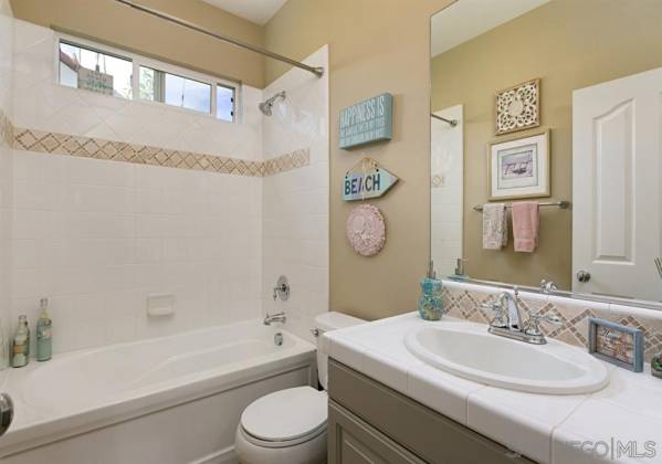 6991 Goldstone Rd, Carlsbad, California, United States 92009, 3 Bedrooms Bedrooms, ,1 BathroomBathrooms,For sale,Goldstone Rd,200010494