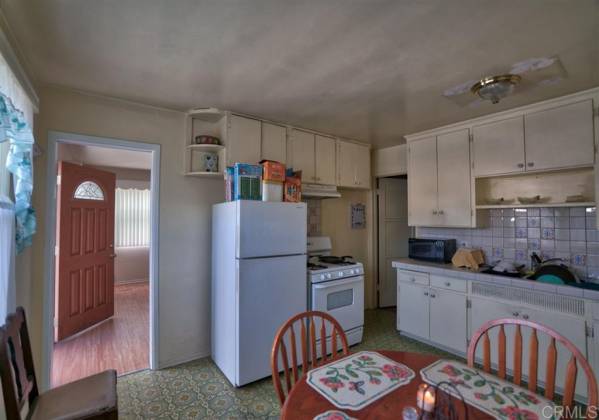 6 N Drexel Ave, National City, California, United States 91950, 3 Bedrooms Bedrooms, ,For sale,N Drexel Ave,200010543