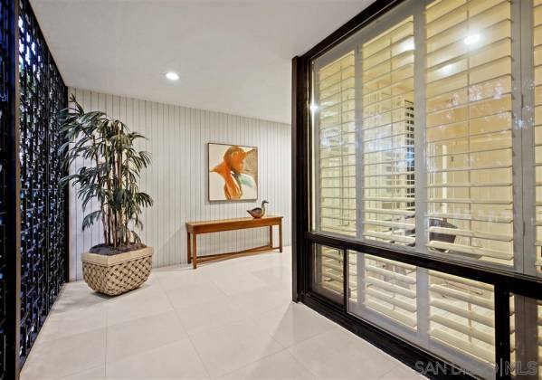 7933 Prospect Place, La Jolla, California, United States 92037, 3 Bedrooms Bedrooms, ,For sale,Prospect Place,200010552