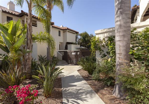 288 Chinquapin Ave, Carlsbad, California, United States 92008, 2 Bedrooms Bedrooms, ,1 BathroomBathrooms,For sale,Chinquapin Ave,200010577