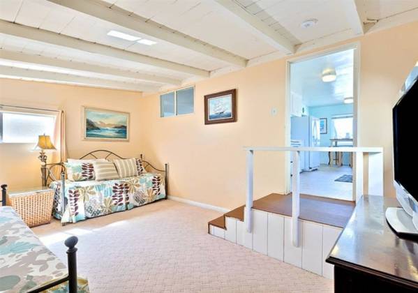 815 Pacific, Oceanside, California, United States 92054, 3 Bedrooms Bedrooms, ,For sale,Pacific,200010718